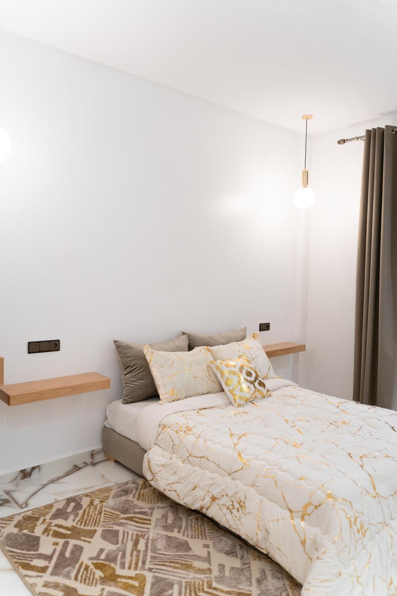 La Terrassa Appartement Climatise Азру Экстерьер фото